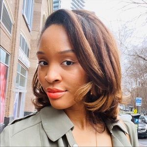 Meet your Posher, Jasmine